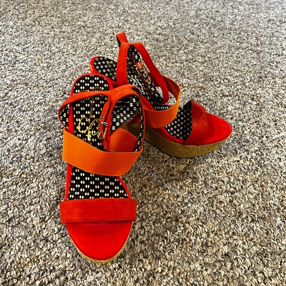 High Heels - Picture 2 of 2